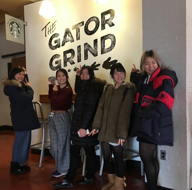 Japanese students visit campus