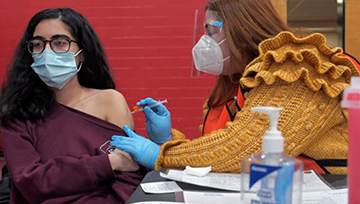 NDMU Pharmacy Students & Faculty Help Administer COVID-19 Vaccinations at Baltimore City Clinic