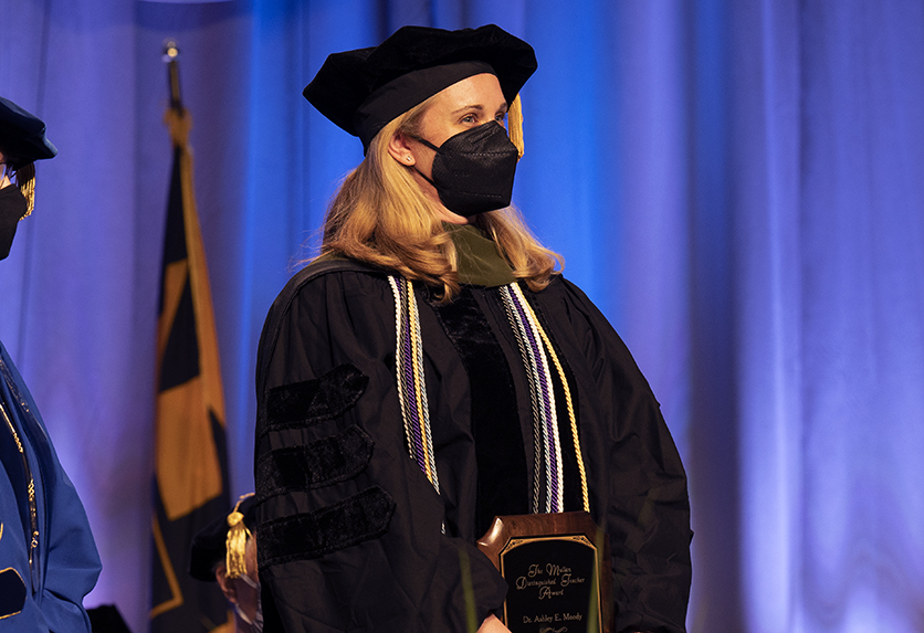 Pharmacy Professor Named 2022 Mullan Distinguished Teacher