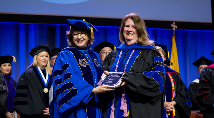 Professor Wins 2025 Mullan Distinguished Teacher Award for Lasting Contributions to School of Nursing