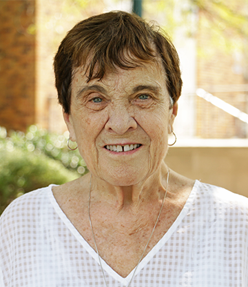 Carolyn Donohue ’86, M’89